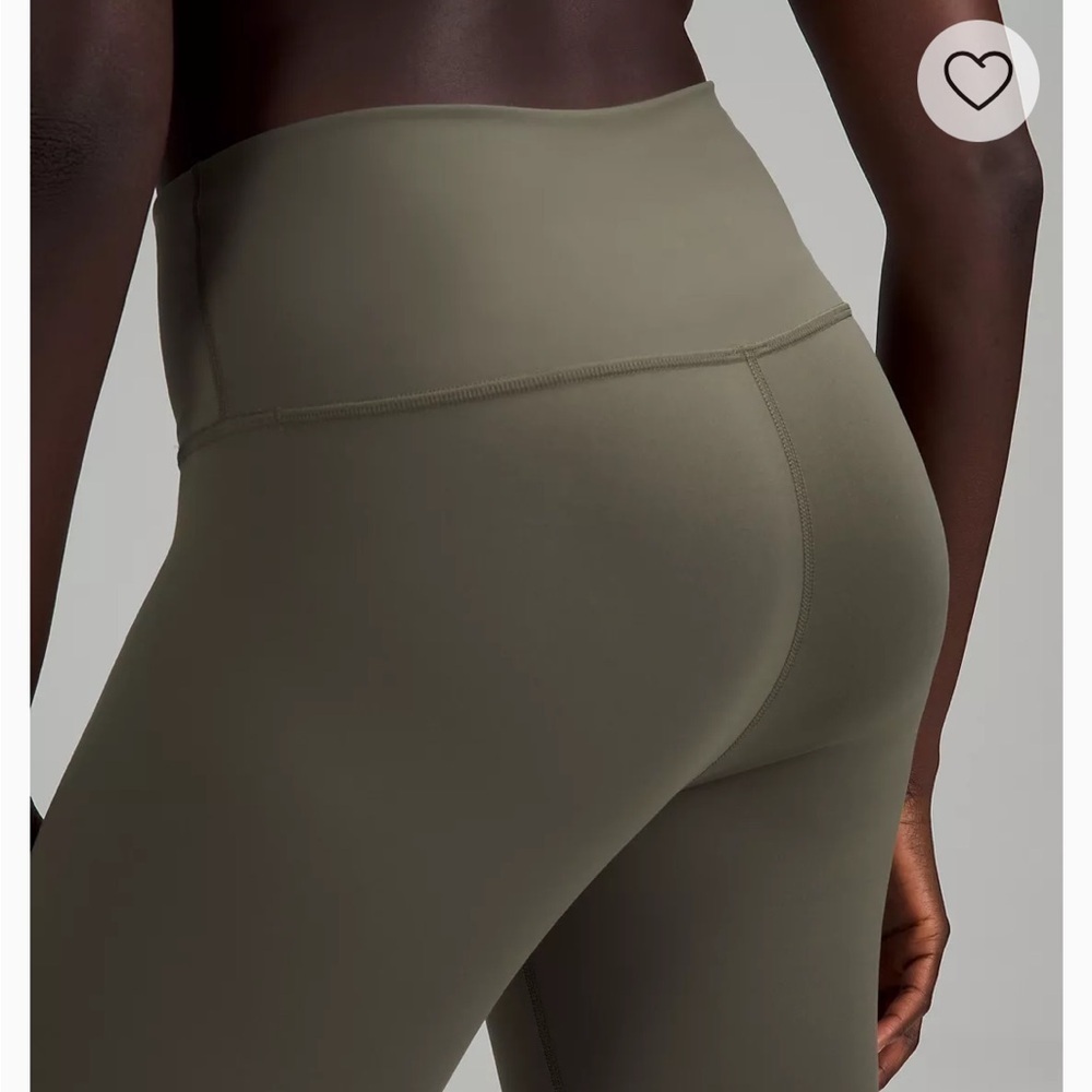 Womens lululemon winder train high rise. Size 14. Great condition. - Picture 4 of 8